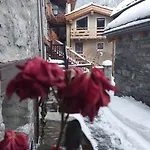 Cav Mes Vallees